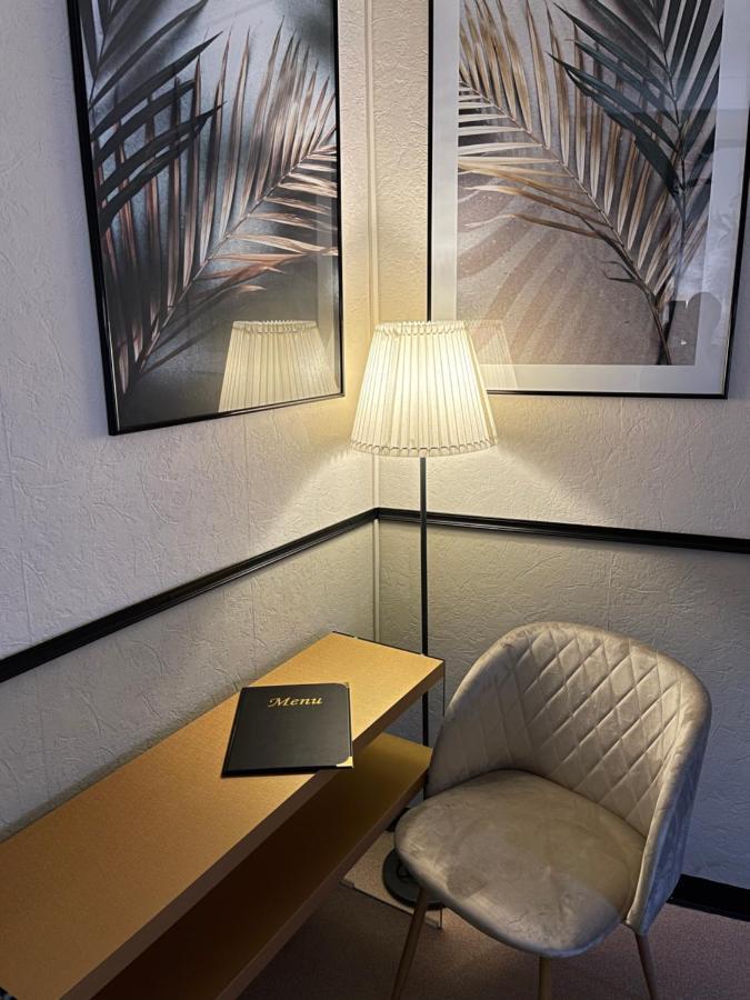 Coco Marco Hotel Nyons Zewnętrze zdjęcie
